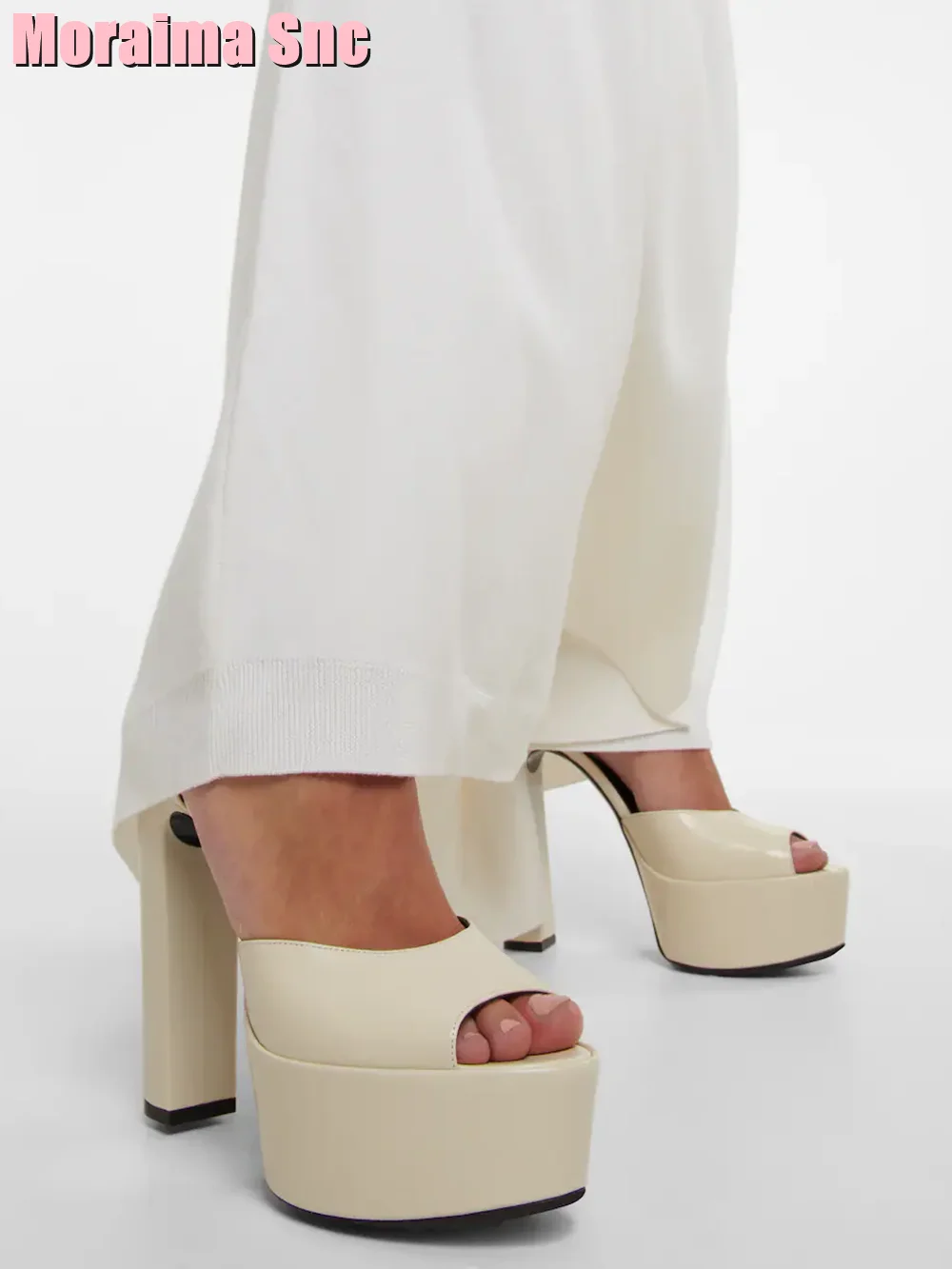 Women Shoes Model - Sepatu wanita seksi tali gesper pergelangan