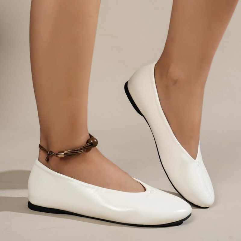 Women Shoes Casual - Sepatu Wanita Model Slip-on Kasual, Ujung