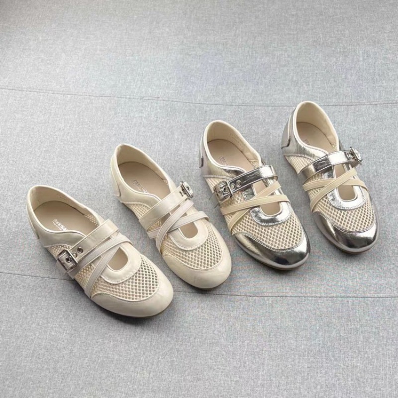 Sepatu Sneakers Anyaman Berong - Shoes Women Pumps ulasan dan harga