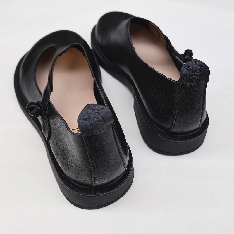 Careaymade-Sepatu Besar Kulit  - Women Shoes Casual ulasan dan harga